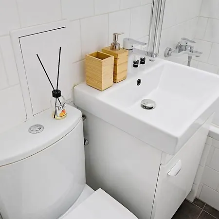 Super With Air Conditioning New Flat With Wifi Apartamento Varsóvia